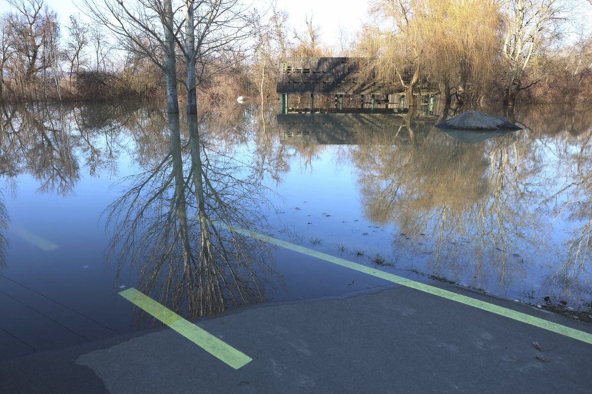 Több folyó Észak-magyarországi szakaszán árvízvédelmi készültség
