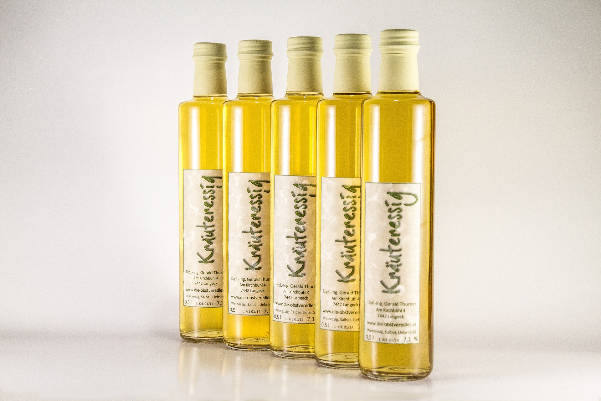 A bor- és gyümölcsecetek érzékszervi tulajdonságai és gasztronómiai értékei