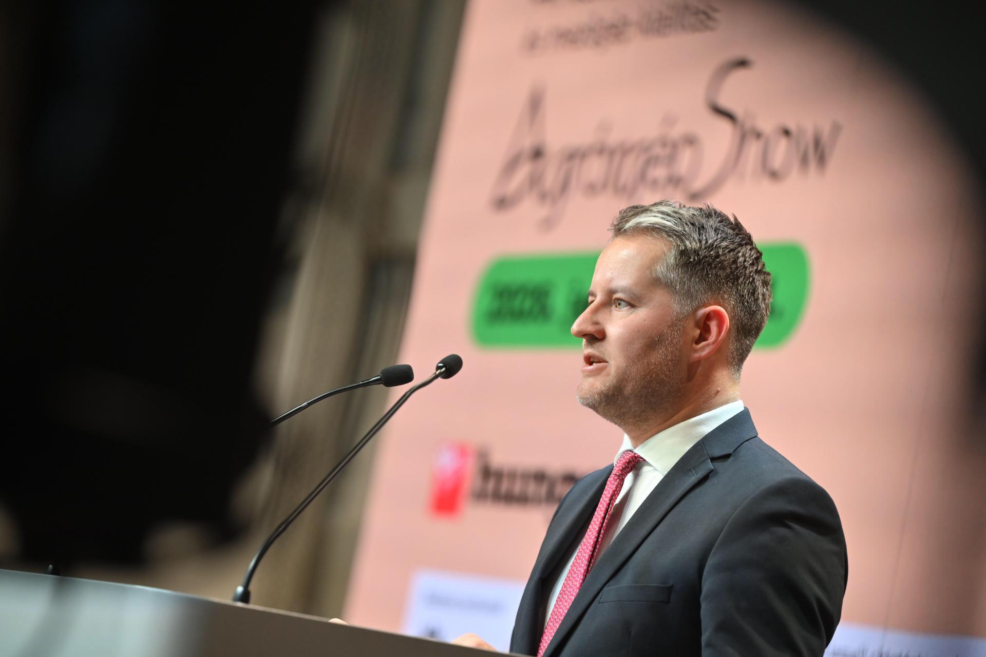 Számos új pályázat megjelentetését tervezi az agrártárca idén