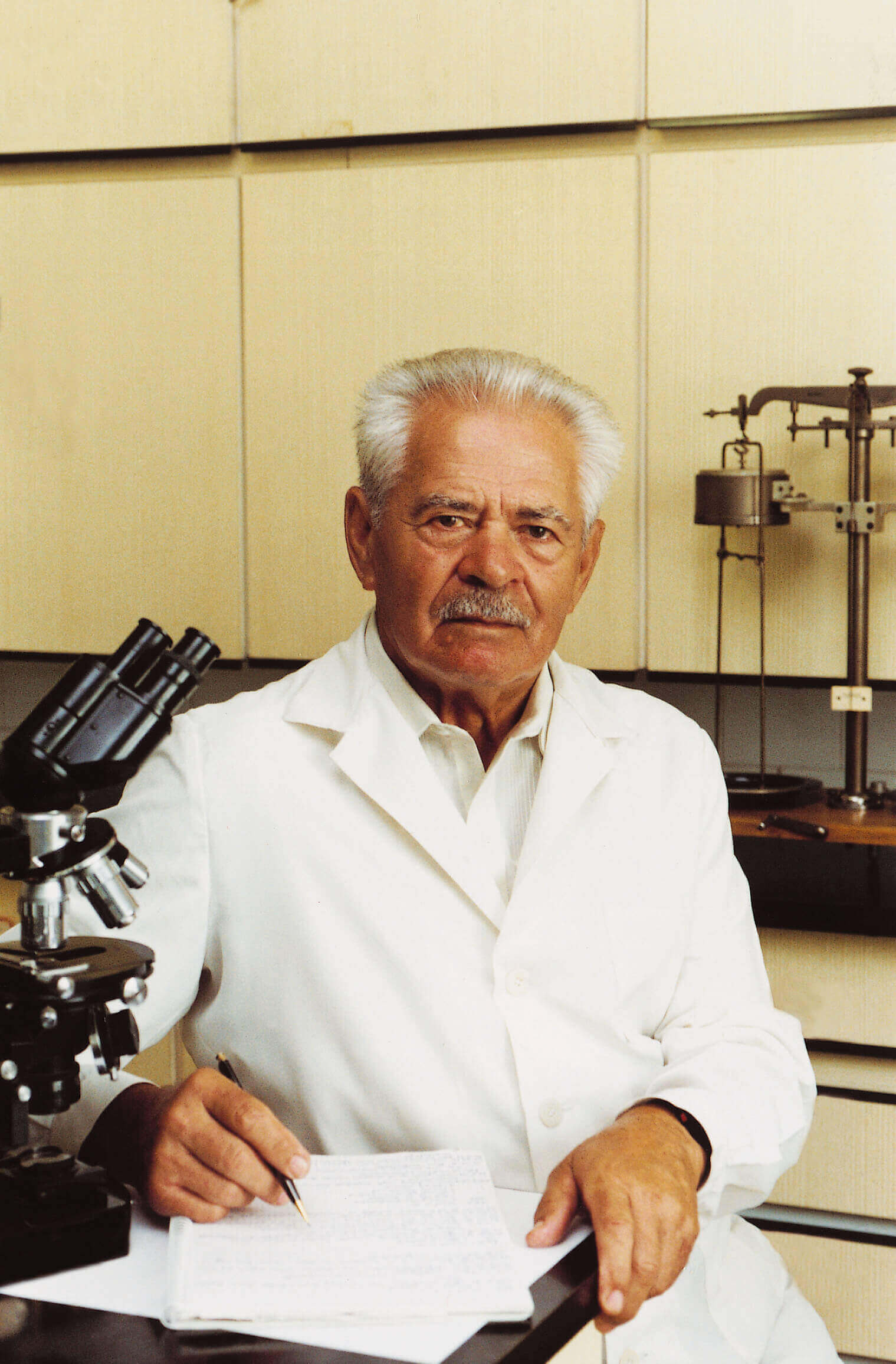 106 éve született a Béres csepp megalkotója